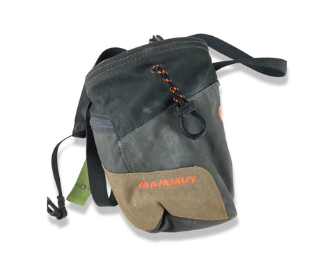 Preloved Chalk Bag Mammut